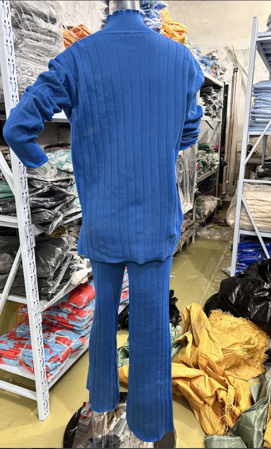 Damenbekleidung Herbst neue Mode einfarbig Rundhals mittlere Länge beiläufiger lockerer Pulloveranzug_voghion.com