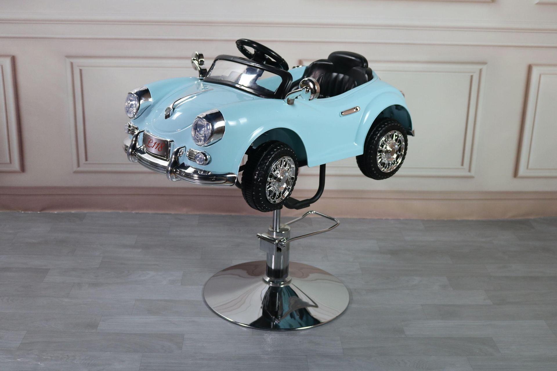 스카이 블루 경찰 차 작은 오일 펌프 도금 섀시