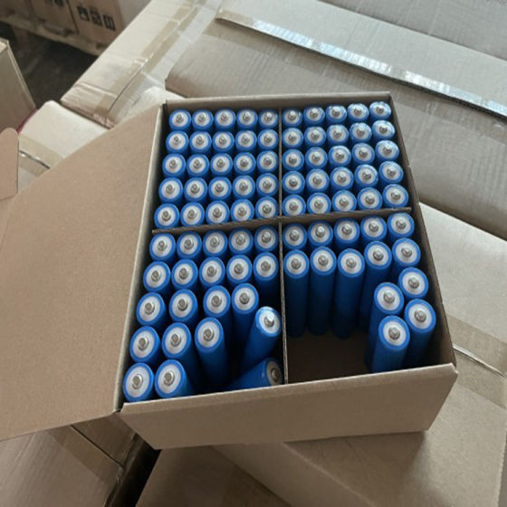 18650 Lithium Battery 2500mAh Mobile Power Headlight Street Lamp Lithium Battery 3.7v Rechargeable Power Battery