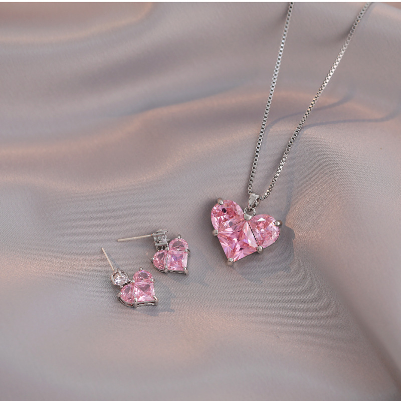 Sweet Heart Shape Titanium Steel Inlay Zircon Women's Earrings Necklace Jewelry Set display picture 2