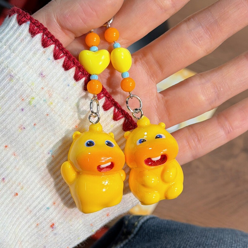Cute and Creative 3D Capybara Cartoon Original Quirky Pendant Medium-Sized Beaded Charm Phone Chain Accessory Cute and Creative 3D Capybara Cartoon Original Quirky Pendant Medium-Sized Beaded Charm Phone Chain Accessory