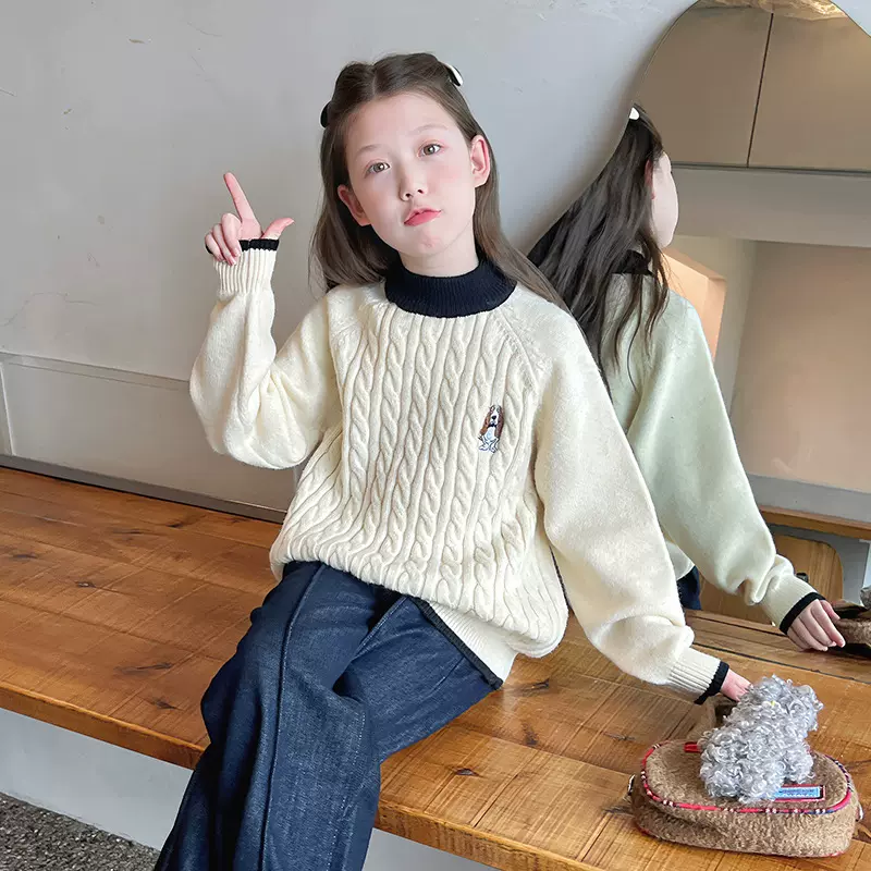 加厚大童刺绣半高领针织衫白毛衣女儿童洋气宽松上衣2025冬装新款