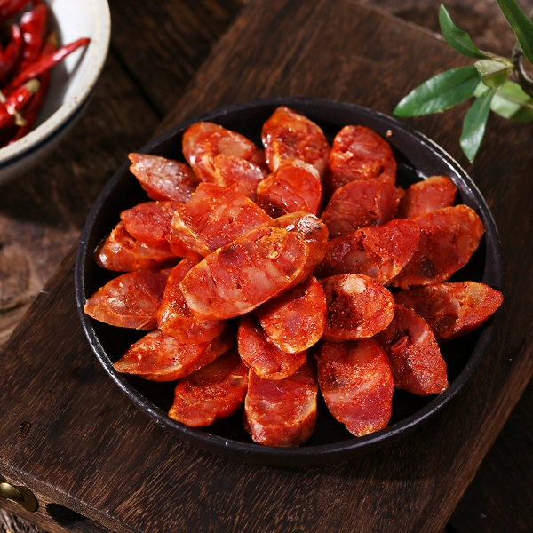 1 pack of spicy sausage [4 pieces in total] (-)