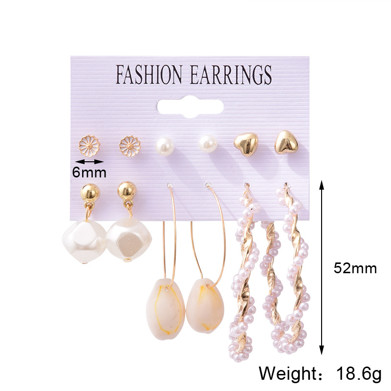 Fashion Round Heart Shape Alloy Plating Inlay Rhinestones Pearl Womenu0027S Earrings 1 Set