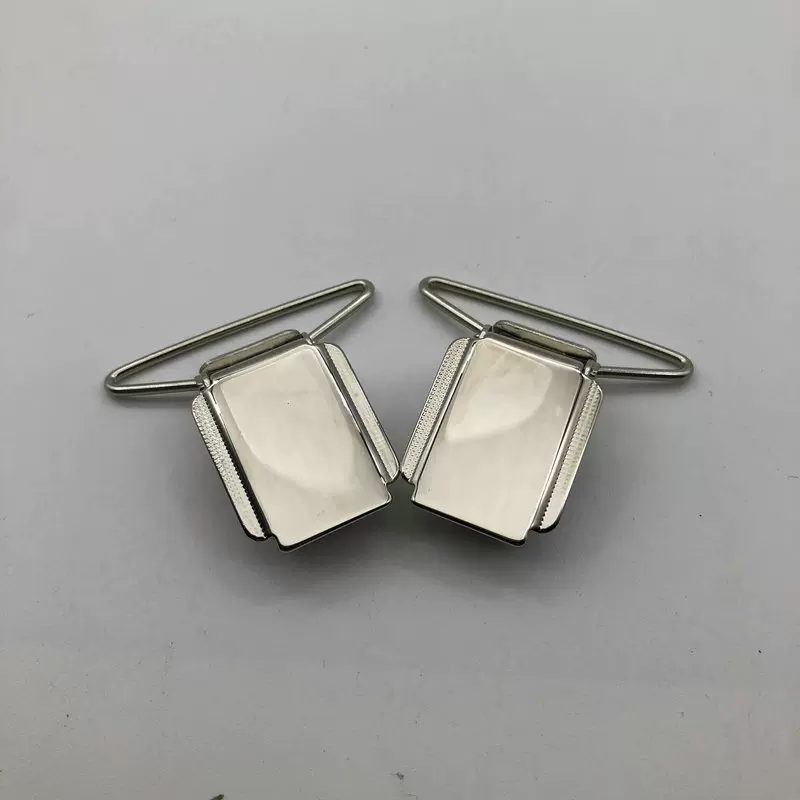 儿童西裤背带调节扣 迷你铁鸭嘴夹奶嘴服装配件双孔吊带袜证件夹