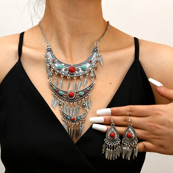 retro jewelry
