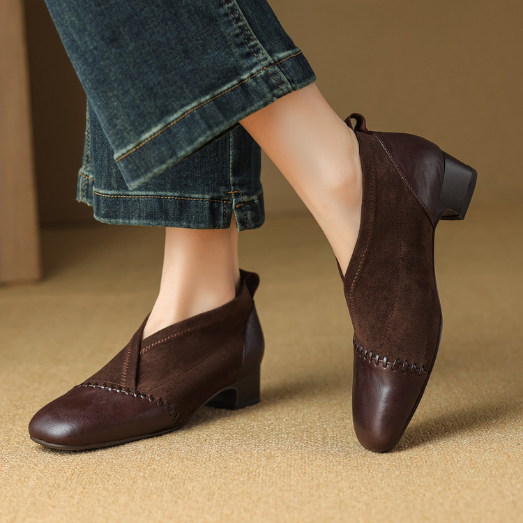 Universal fashionable retro winter low boots square toe