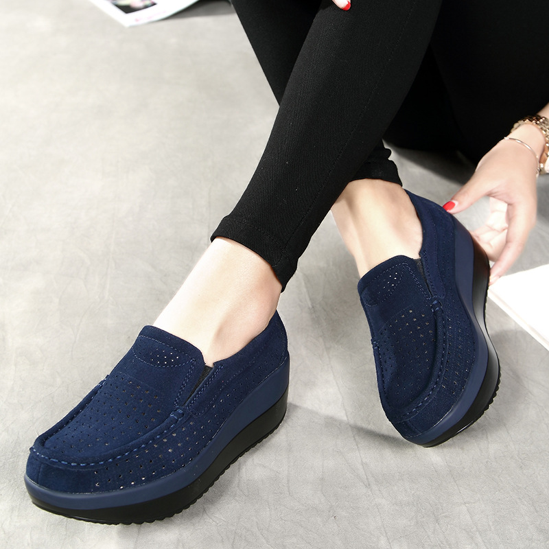 新款学生运动鞋女鞋韩版摇摇鞋真皮坡跟休闲鞋女单鞋套脚松糕鞋女