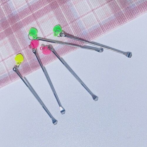 Mild Heart Ear Pick Ear Pick Tool Wholesale Spiral Non-Lighting Ear Pick Metal Ear Cleaner with Hole Ear Pick