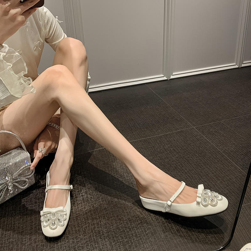 Summer women's slippers with rhinestones with bow with hidden heel