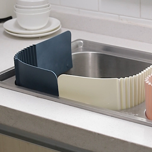 Creative new sink foldable baffle bottom suction cup fixed anti-splash baffle wish Amazon