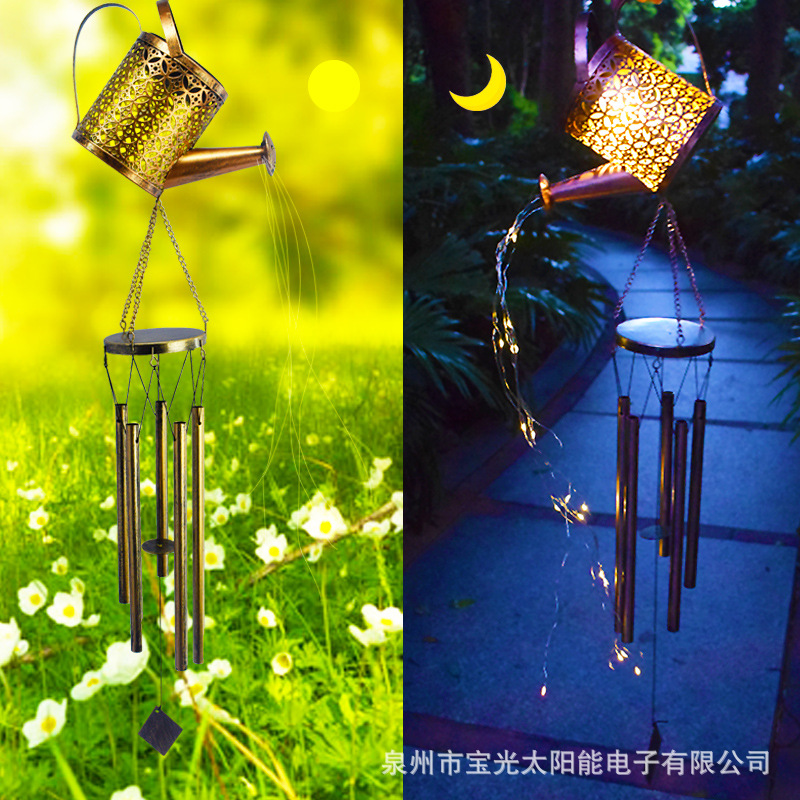 太陽エネルギーの月の風鈴灯ヨーロッパ式の鉄芸の透かし彫りの雰囲気灯の屋外の防水の花園は庭の明かりを飾ります。