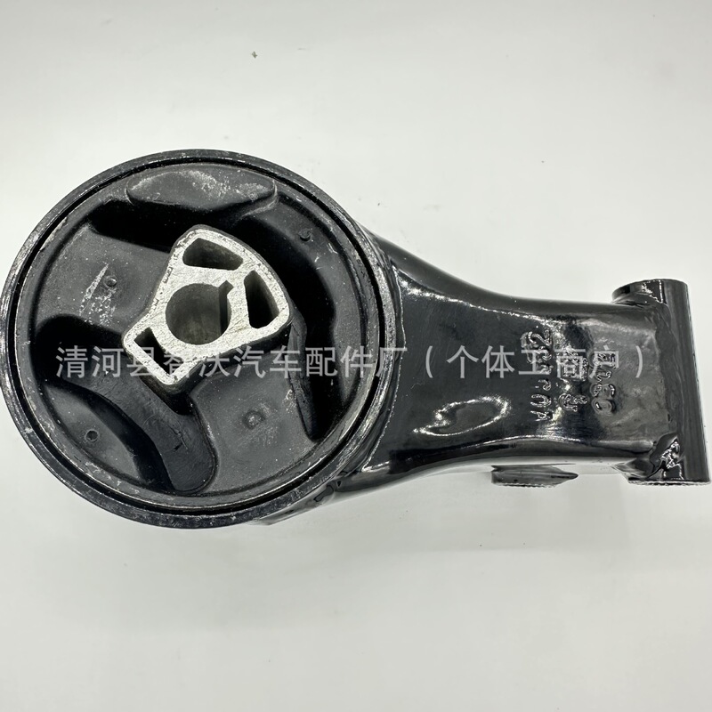 厂家直供 13248630 13377274适用于雪佛兰 发动机支架|undefined