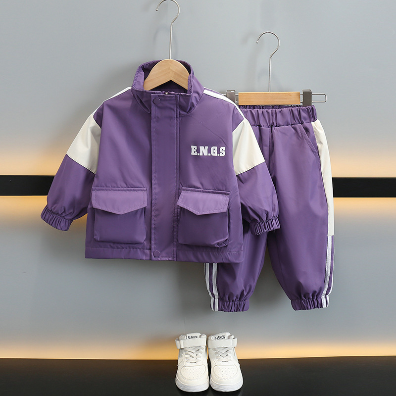 5845 Traje de niño 2025 nuevo estilo de otoño chaqueta deportiva de bebé estilo occidental para niños de dos piezas de ocio de primavera y otoño