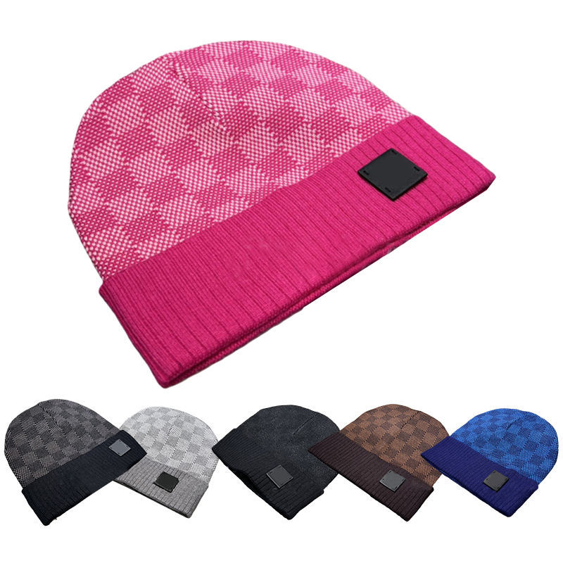 Autumn and Winter New Style Plaid Leather Label Knitwear for Men and Women, Trendy and Fashionable, Warm and Thick, Stylish Adult Headwear