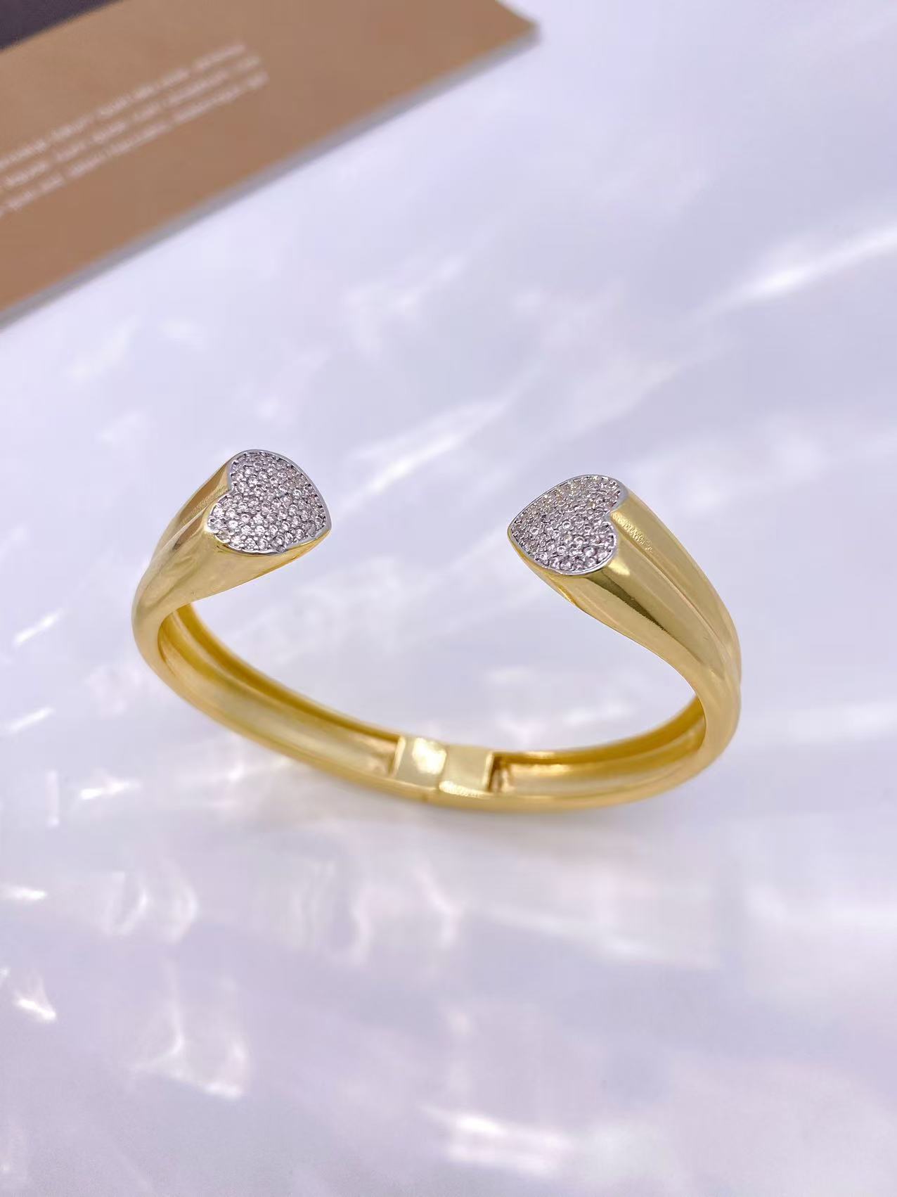 Women's Gender Plating Design Wholesale Jewelry Classic Style Heart Shape Copper Zircon Plating Rings Bracelets