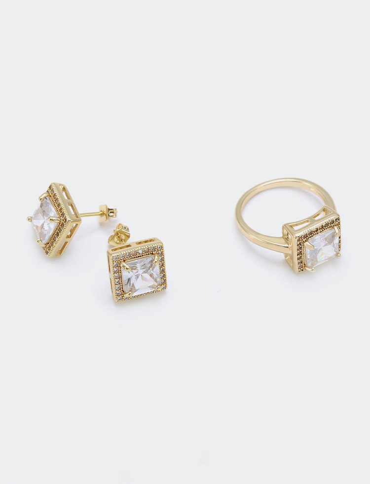 Fashion White Square Zircon Gold Plated Ring Wholesale display picture 6