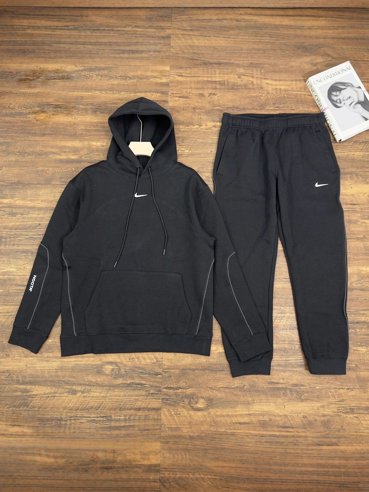25 primavera y otoño explosión en el extranjero NK conjunta noc encapuchado conjunto de gancho impresión reflectante ropa deportiva casual pareja
