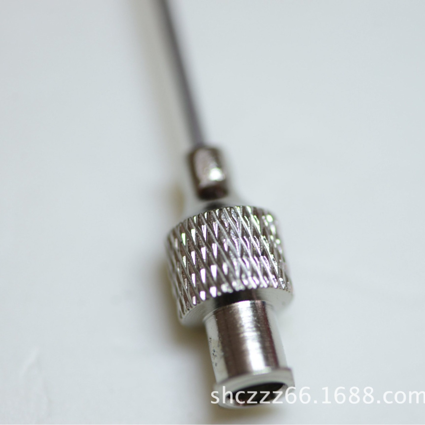 Aguja veterinaria con base de knurling Longitud expuesta 10MM - 50MM Aguja de inyección con base de knurling