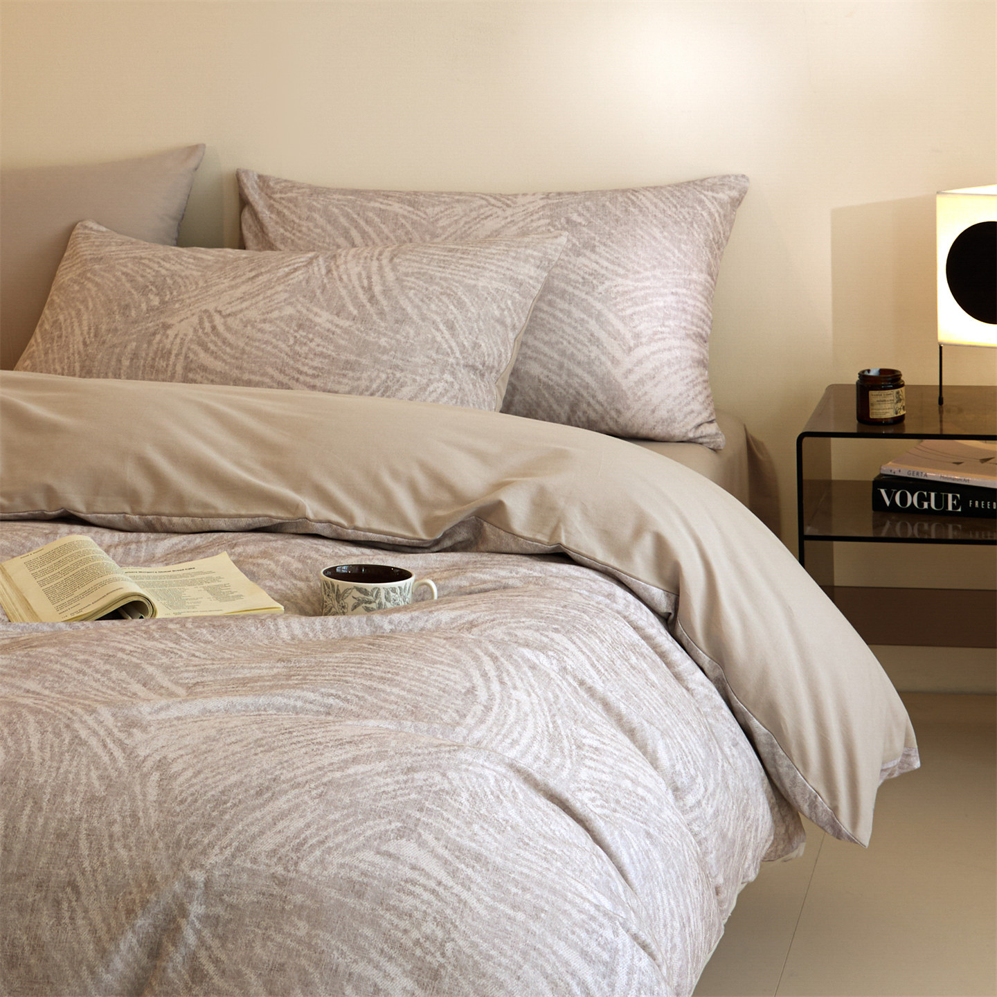 Light Luxury Thickened Brushed Set Four-Piece Pure Cotton Warm Bed Sheet Duvet Cover 2025 New Autumn Winter Bedding 4_voghion.com