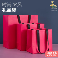 玫红色白卡纸手提袋服装店纸袋定做定制logo礼品袋子高档结实覆膜