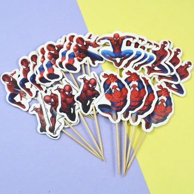 Red de celebridades Spider-Man Decoración de pasteles Adornos para hornear para niños Vestir Muñeca de cumpleaños Modelo de muñeca Plug-in