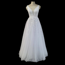 欧美V领主婚纱女2025新款结婚礼服宴会气质高级感旅拍出门纱定制