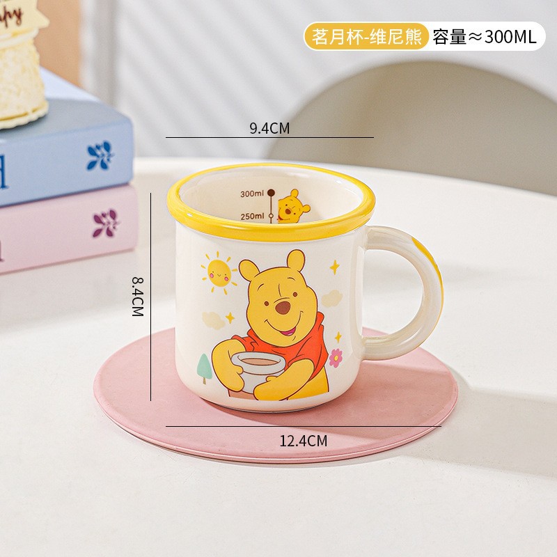 Taza de agua de fresa oso de dibujos animados taza de cerámica caja de regalo de alto valor con tapa de taza de mano regalo de envío gratuito