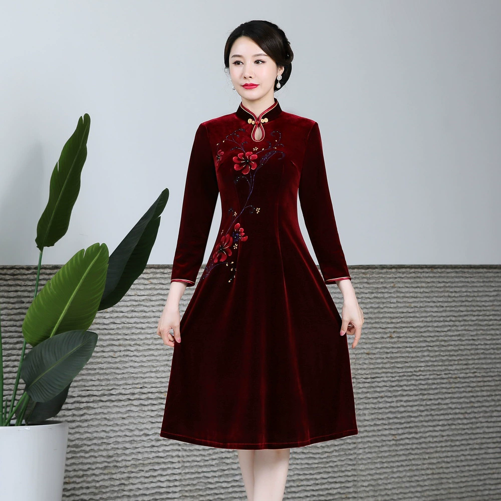 В наличии Шэньчжэнь высокого класса бархат Cheongsam Новая осень и зима плюс размер с длинным рукавом банкетное платье Счастливая Мать-в-законе мать-в-законе оптом