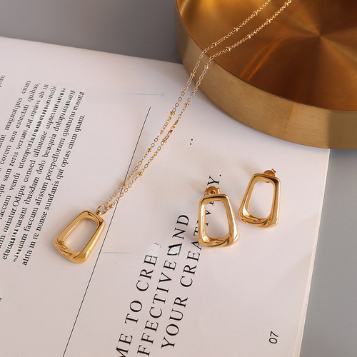 Marka French ins jewelry geometric square necklace clavicle chain titanium steel 18k gold earrings studs jewelry set 