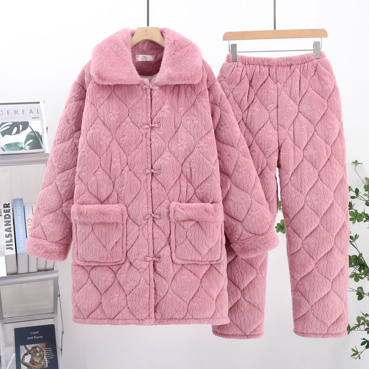 850 mid-length (beige lining) + fur collar + buckle