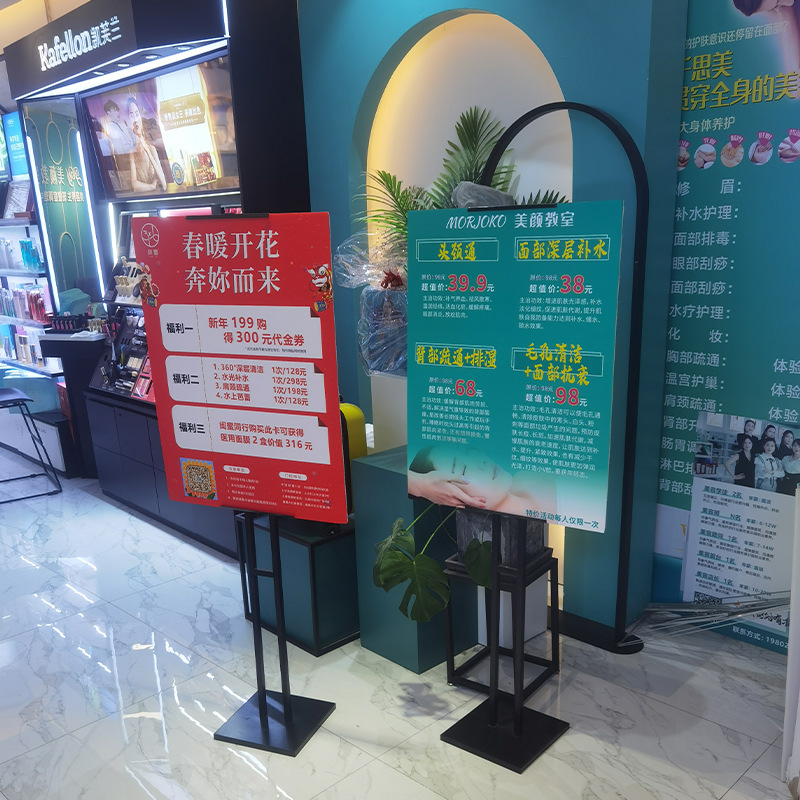 工厂生产斜面KT板挂画架 黑色双杆广告牌展示架 黑色直面升降架