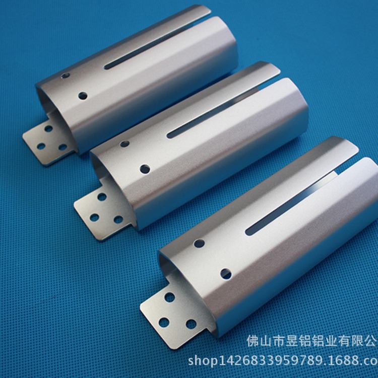 铝壳铝合金CNC深加工喷砂铝型材 氧化亮色6系机加工铝合金型材