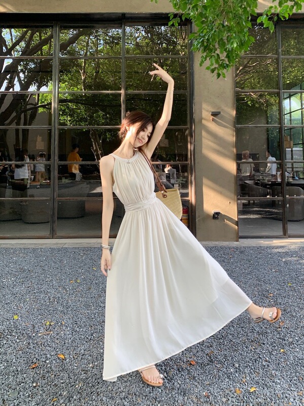 Sexy Black Fashionable Long Skirt for Women in Summer, Gentle Work Clothing Waist Slimming Look A-Line Skirt Sleeveless Halterneck Dress