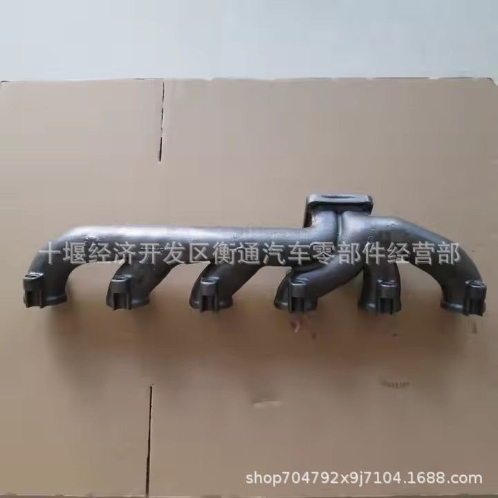 Cummins 6Ct8.3 Engine Exhaust Manifold 3907451