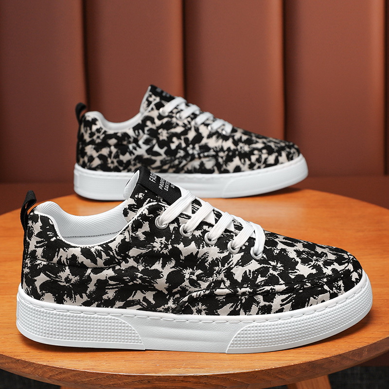 Zapatos de verano para hombres nuevos zapatos de lona transpirables para hombres, zapatos blancos de suela gruesa de todo fósforo de tendencia coreana para hombres, zapatos casuales deportivos, zapatillas de deporte