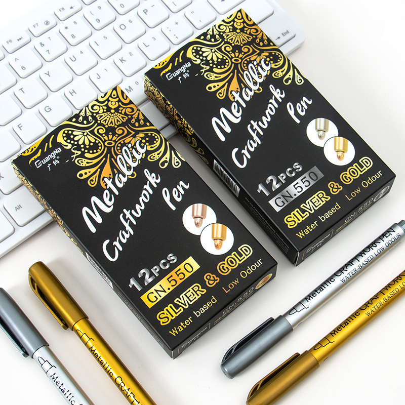 Guangna 550 inglés embalaje pluma de pintura de metal DIY pintado a mano tarjeta negra pintura graffiti pluma arte mano cuenta rotulador pluma