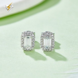 Moissanite earrings cross-border foreign trade e-commerce new emerald 0.5 karat earrings Seiko S925 silver jewelry