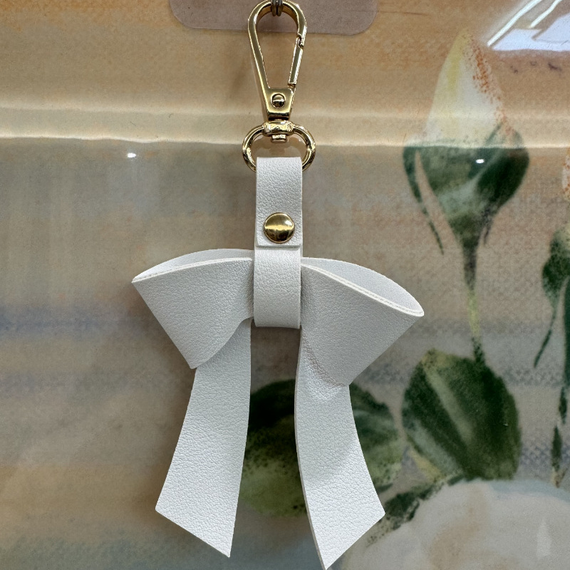 Blanco - deducción colgante