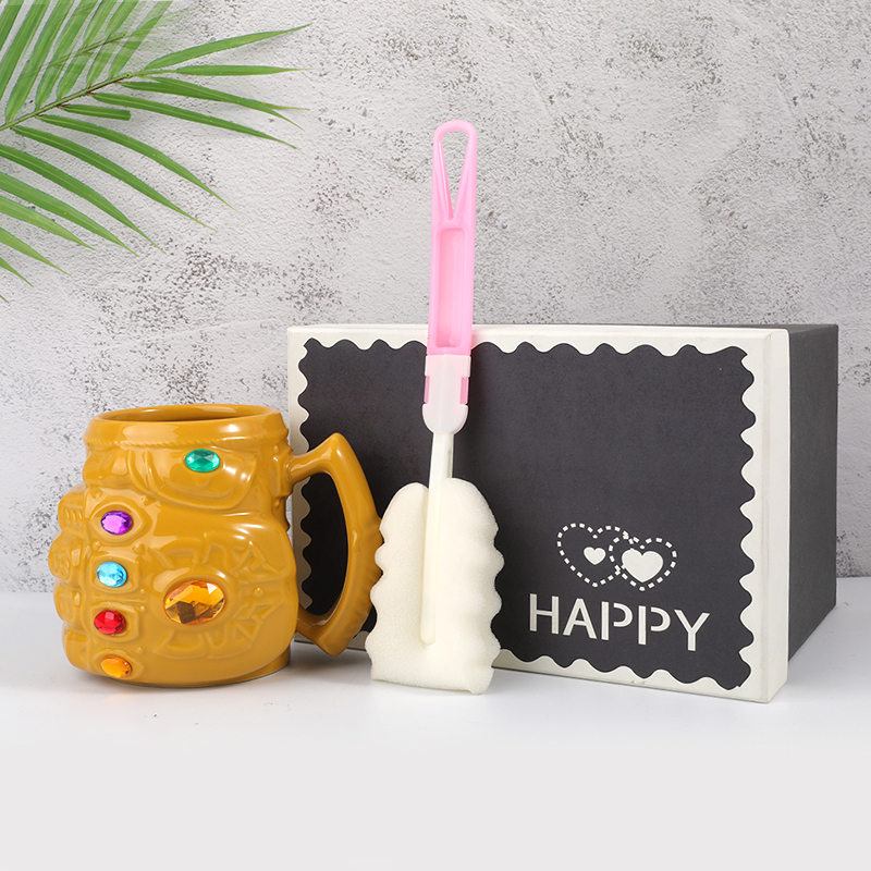 Cerámica transfronteriza Marvel Cup Iron Man con cubierta con cuchara taza Deadpool Thanos taza de agua tendencia de personalidad