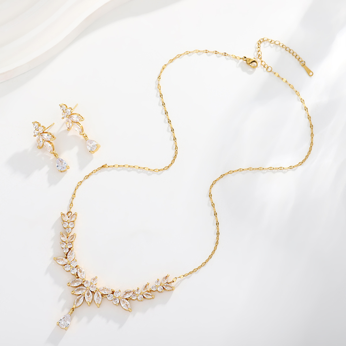 22g Weight Zircon Inlay Material Earrings, Necklace Classification Earrings + Necklace Quantity Weekend, Lawn Occasion Copper Material Water Droplets Pattern All Seasons Season Women's Gender Classic Style Style Water Droplets Copper Classic Style Earrings Necklace 8