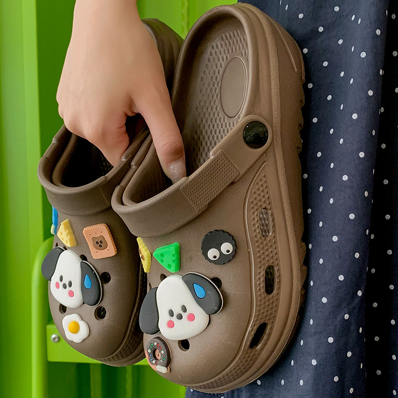 Zapatos Dongdong transpirables nuevos tipos de enfermeras de moda lindos y ligeros al aire libre 2026 verano sandálias al aire libre image 13