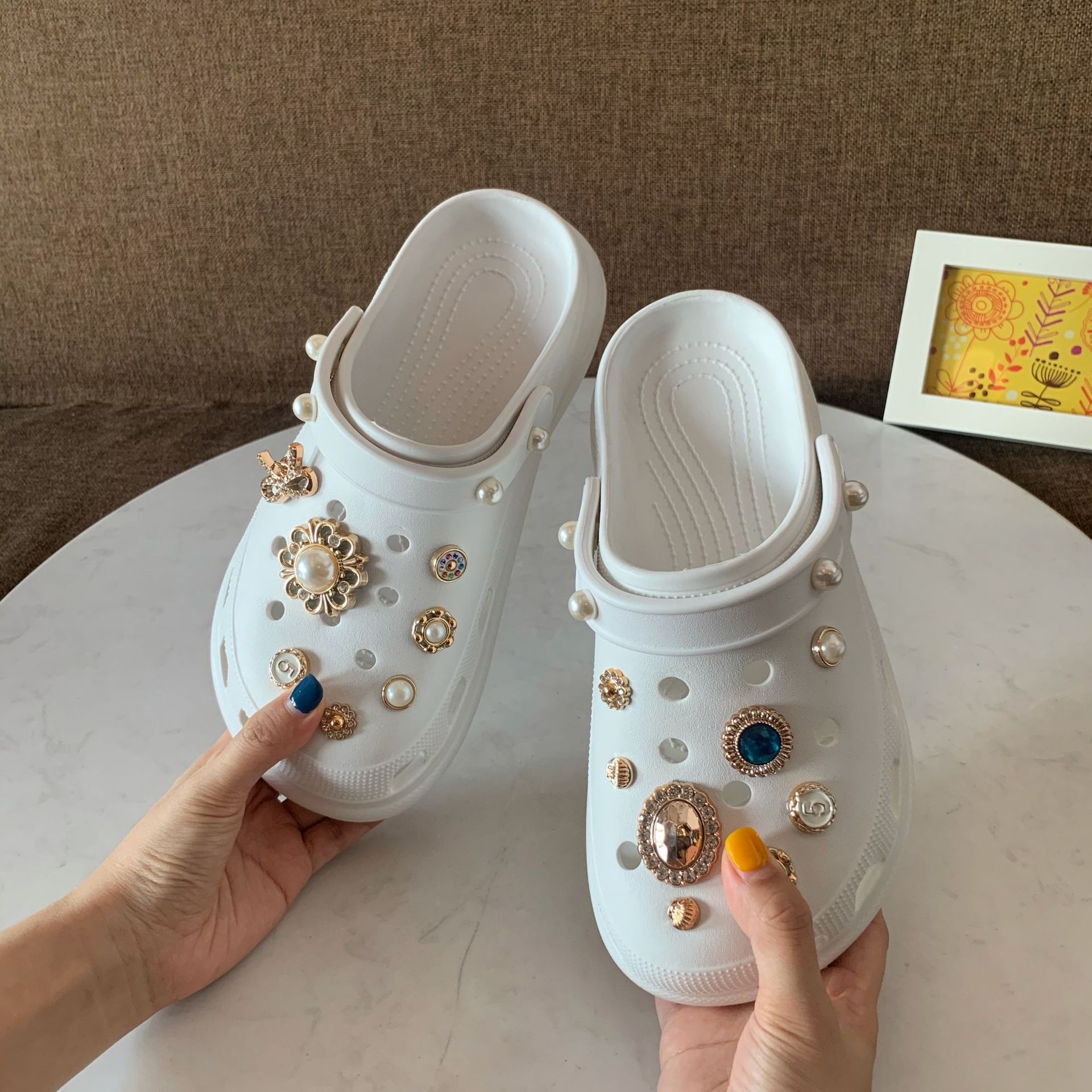 New Hole Shoes Diy Decorative Buckle Gold Sunflower Removable Shoe Ornament Shoe Buckle Accessories display picture 1