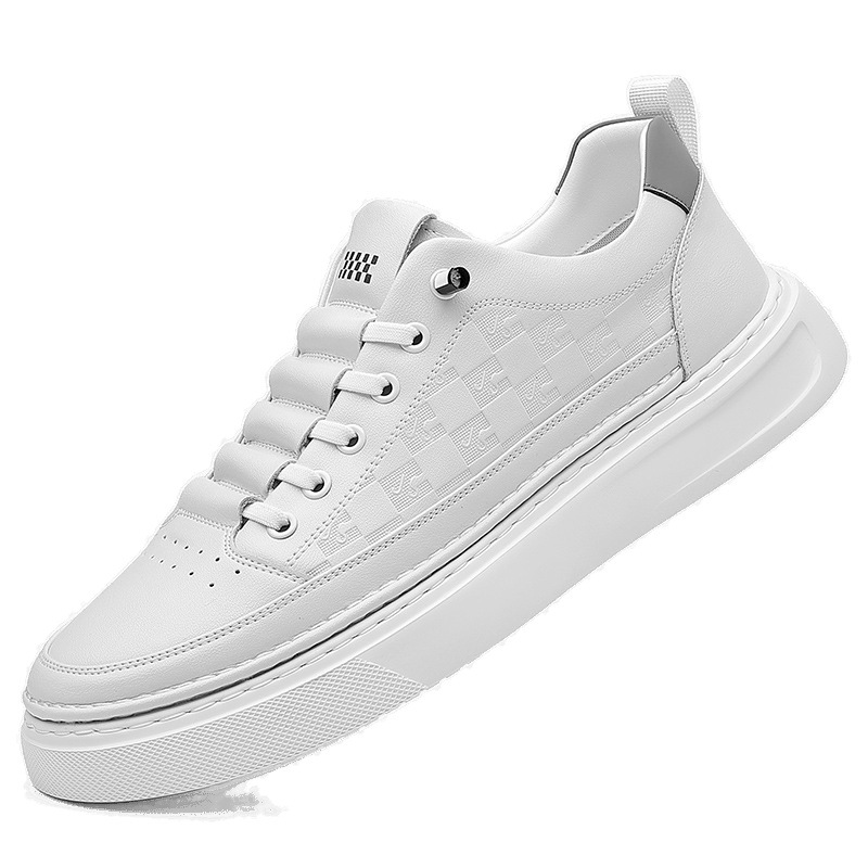 Zapatos de verano para hombres, nuevos zapatos blancos transpirables, estudiantes masculinos, moda coreana, plataforma deportiva de plataforma de todo fósforo, zapatillas de deporte casuales para hombres