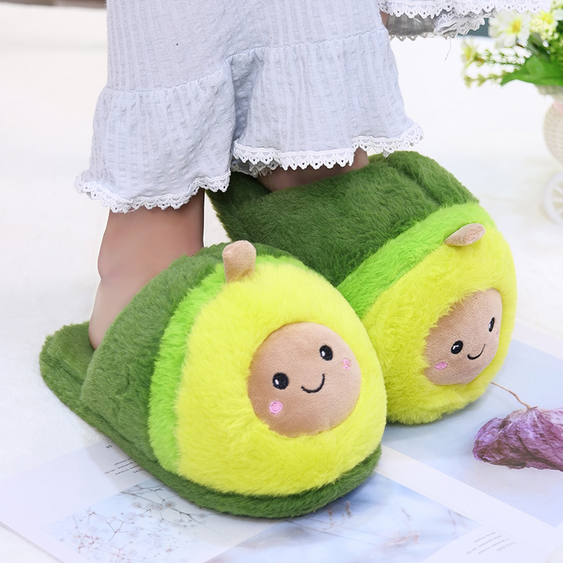 Nuevo invierno cálido chica aguacate zapatillas Zapatillas de algodón de felpa lindo de la historieta casa pareja zapatos gruesos de algodón