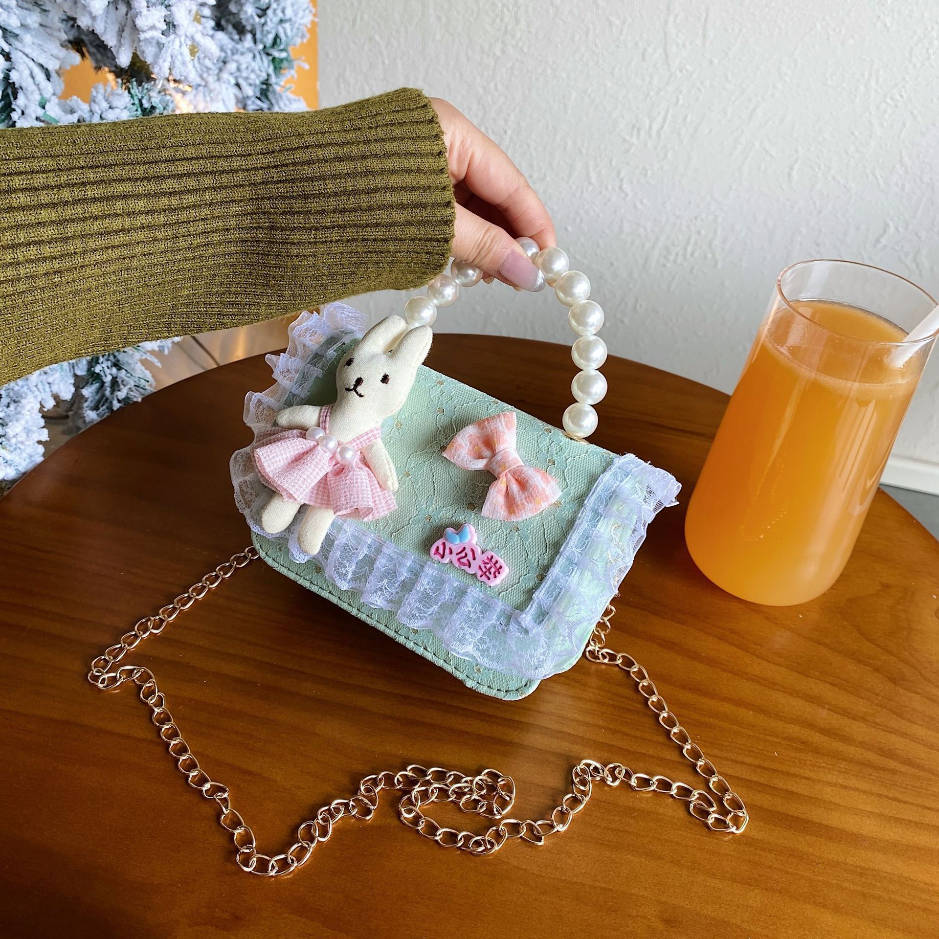 2025 nuevo pequeño viento de fragancia bolsos infantiles mil pájaros pequeños conejos de flores princesa mochila perlas bolsos de moda