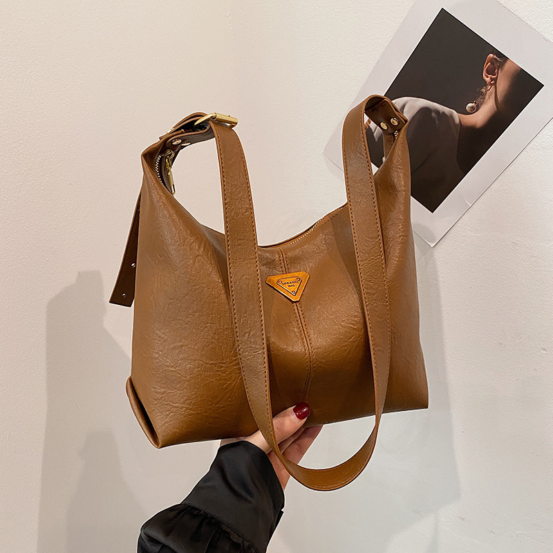 Bolso de gran capacidad, bolso de mujer 2024, nuevo estilo de moda de alta calidad, bolso de cuero suave, bolso de hombro, bolso de viaje al trabajo.