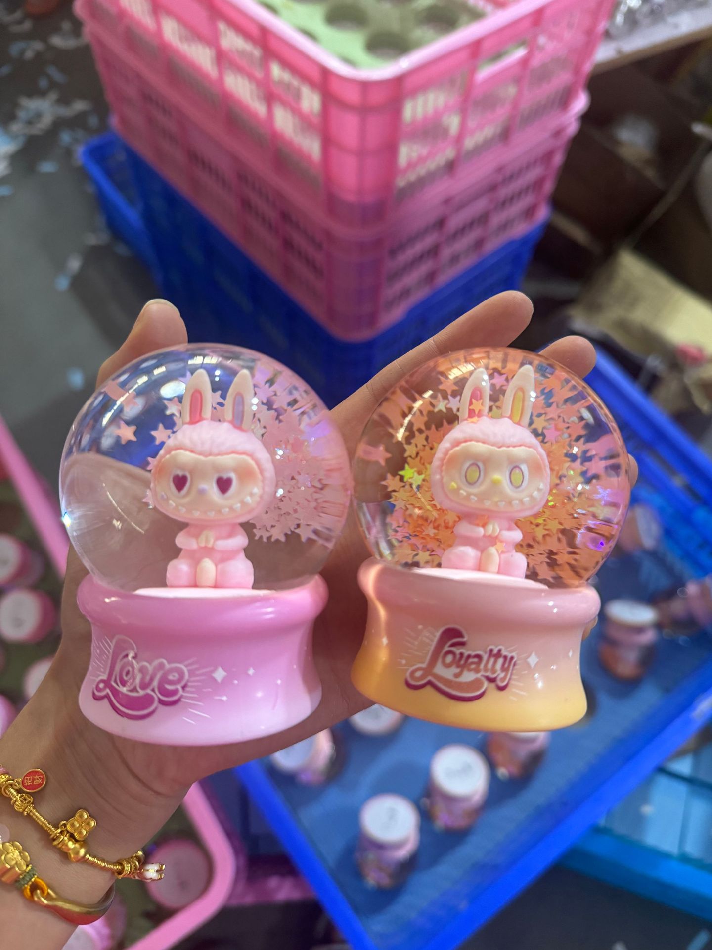 水晶球e55bc067572001f23bf24534e63