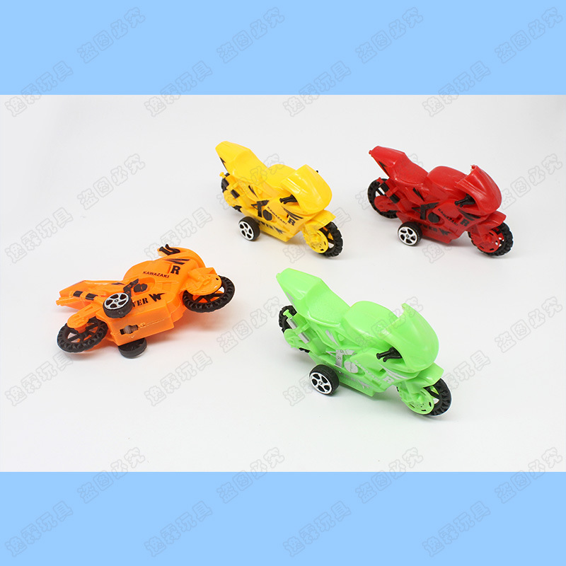 抖音爆款玩具摩托车扭蛋壳装糖小玩具小赠品汽车飞机模型抽奖玩具