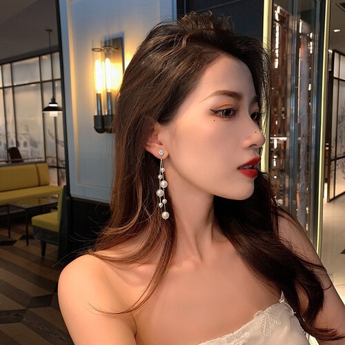 High-end tassel earrings for women, long Korean fashion 925 silver needle earrings, versatile slimming earrings, pearl earrings